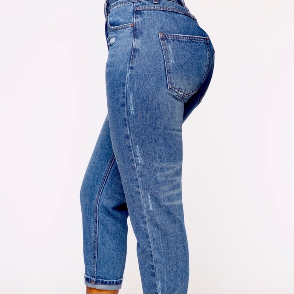 Fashion Nova Nicki Boyfriend Jeans